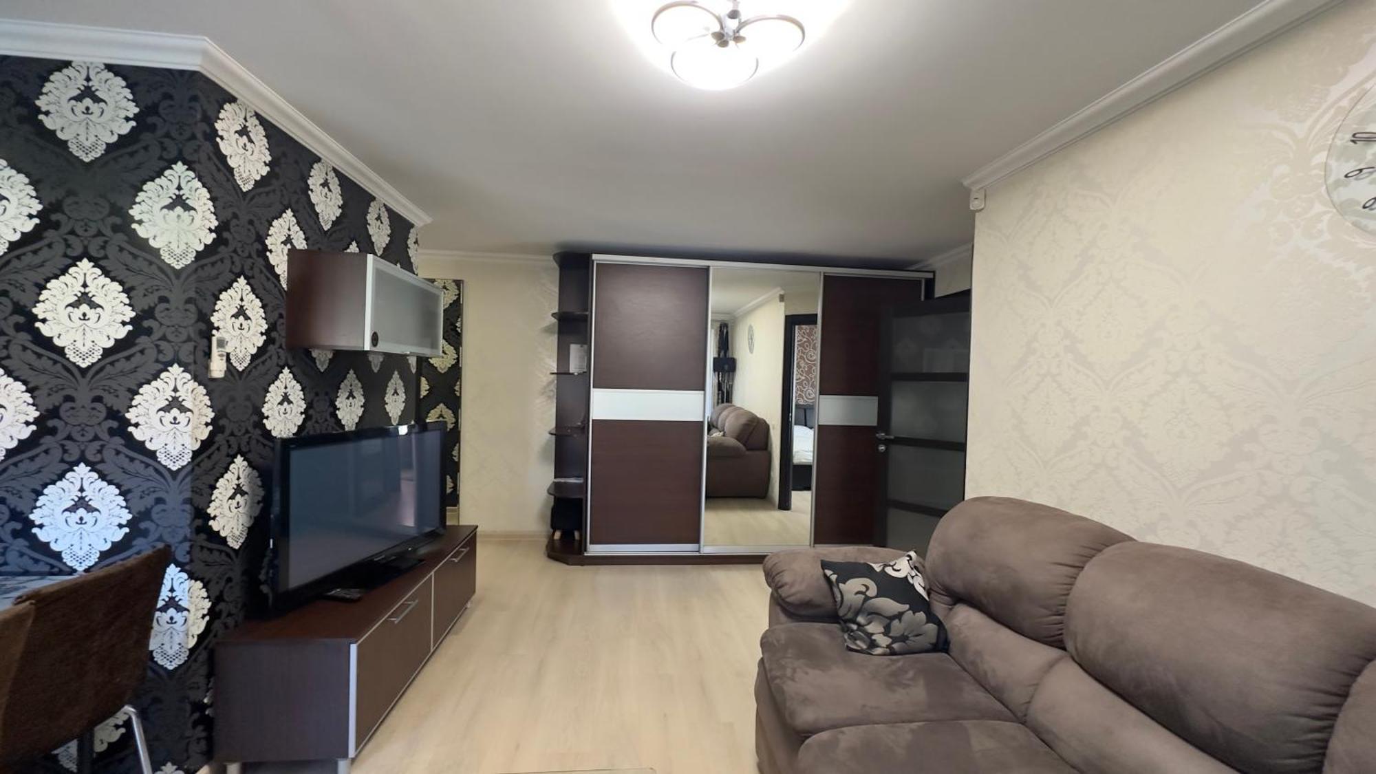 Apartment On Nauki Avenue 102 Dnipro Exterior photo